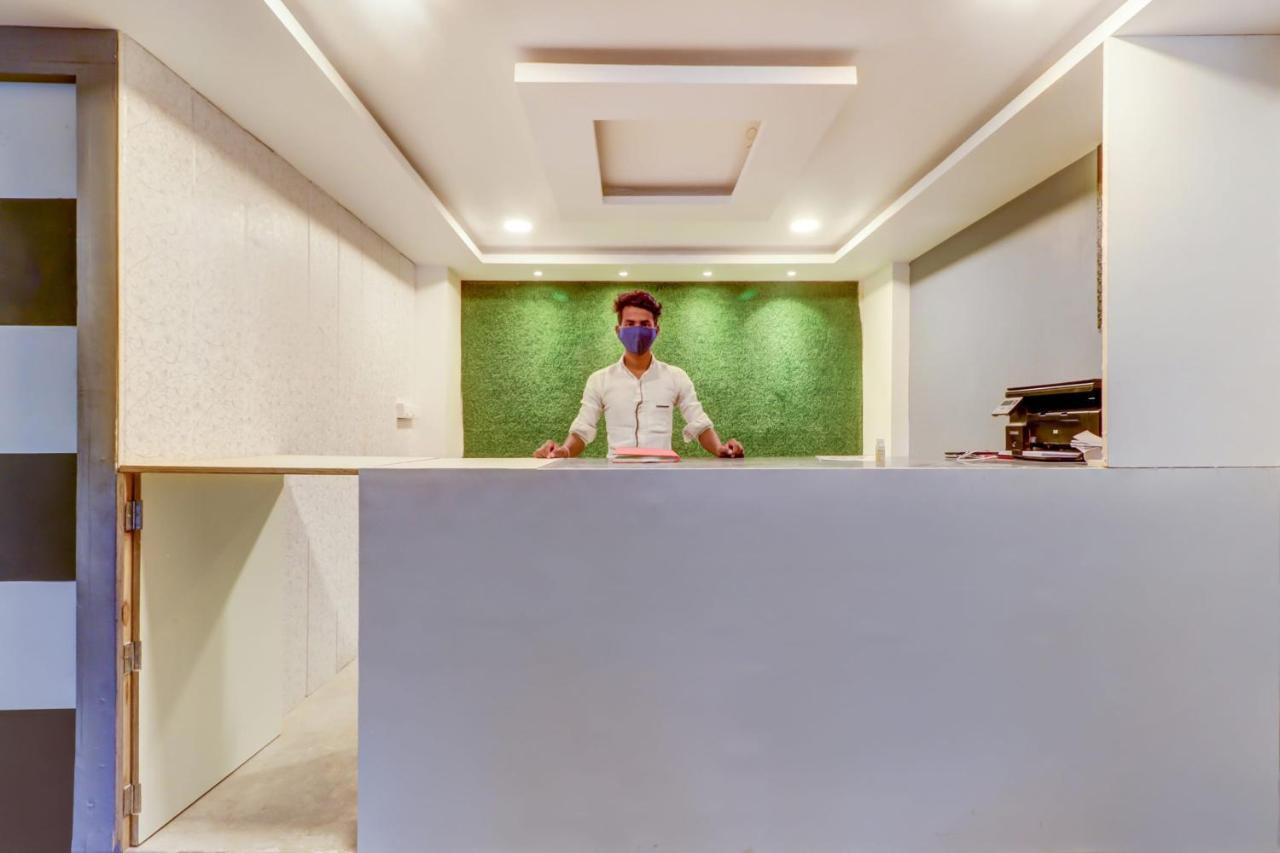 Hotel O The Crown Inn Нагпур Екстериор снимка