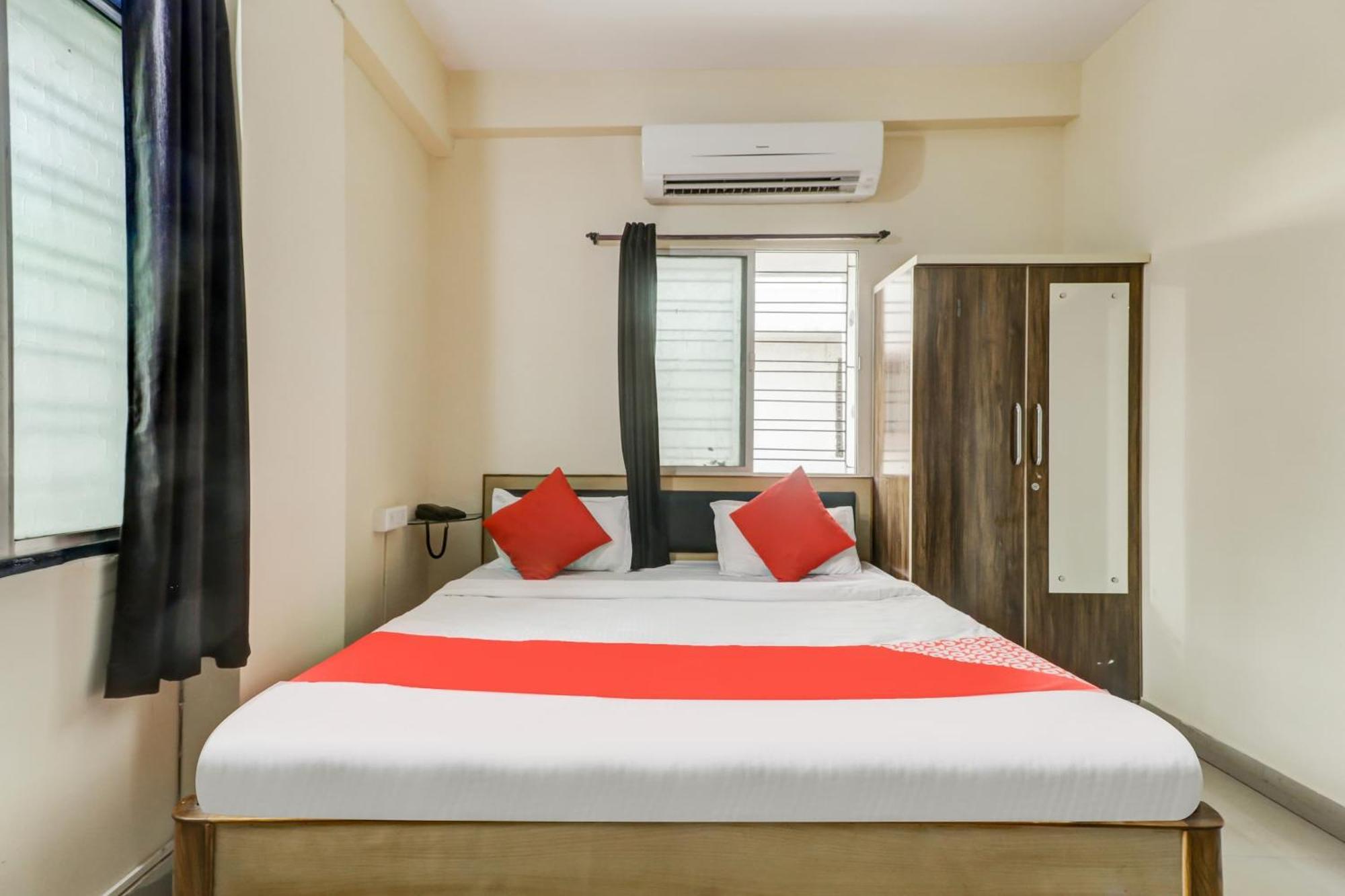 Hotel O The Crown Inn Нагпур Екстериор снимка